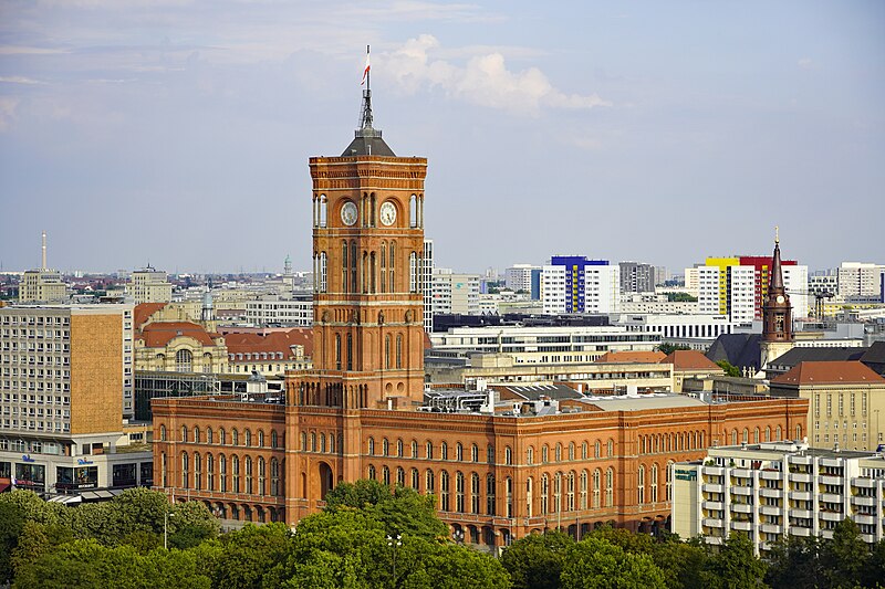 File:2022-09-07 09-11 Berlin 064 Rotes Rathaus.jpg