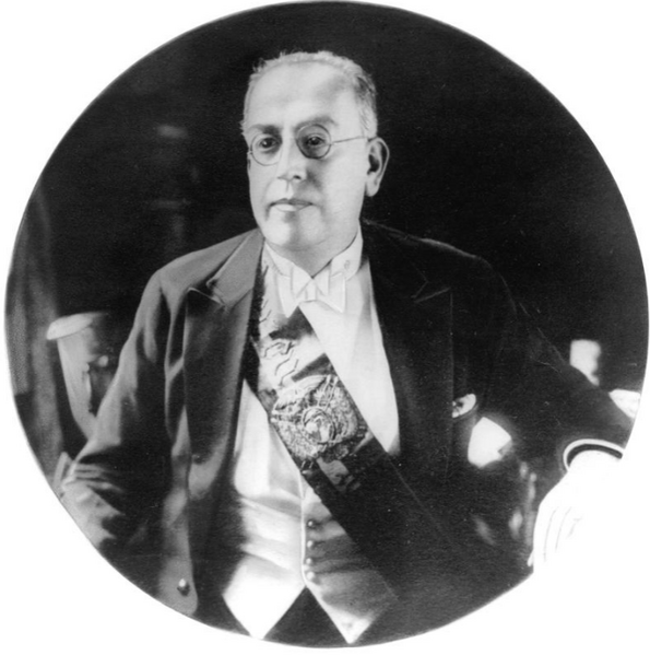 File:Alberto Guerrero Martínez.png