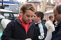 Ali Carter with his fans