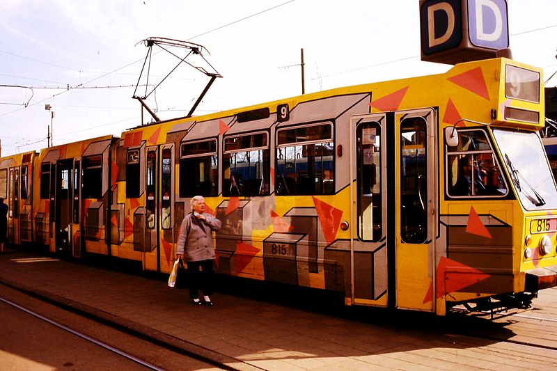 File:Amsterdam Tram 815.jpg