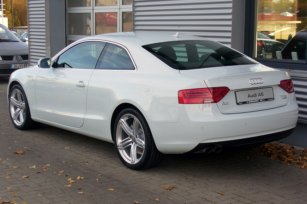 Image of Audi A5 Coupé 2.0 TFSI quattro S tronic Gletscherweiß Facelift Heck