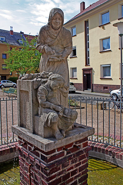 File:Barbarabrunnen-Ennenstraße-Köln-Neuehrenfeld.JPG