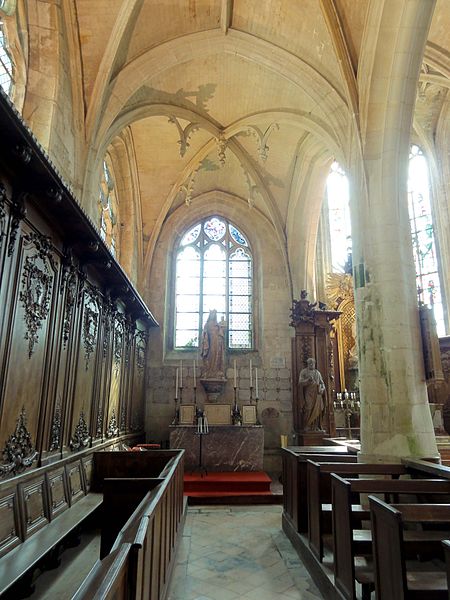 File:Baron (60), église Saint-Pierre-et-Saint-Paul, collatéral nord, vue vers l'est 1.JPG