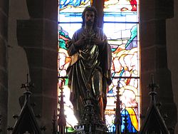 Maître-autel, Statue du Christ (XIXe)