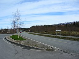 E12 passerar norr om Gruben.