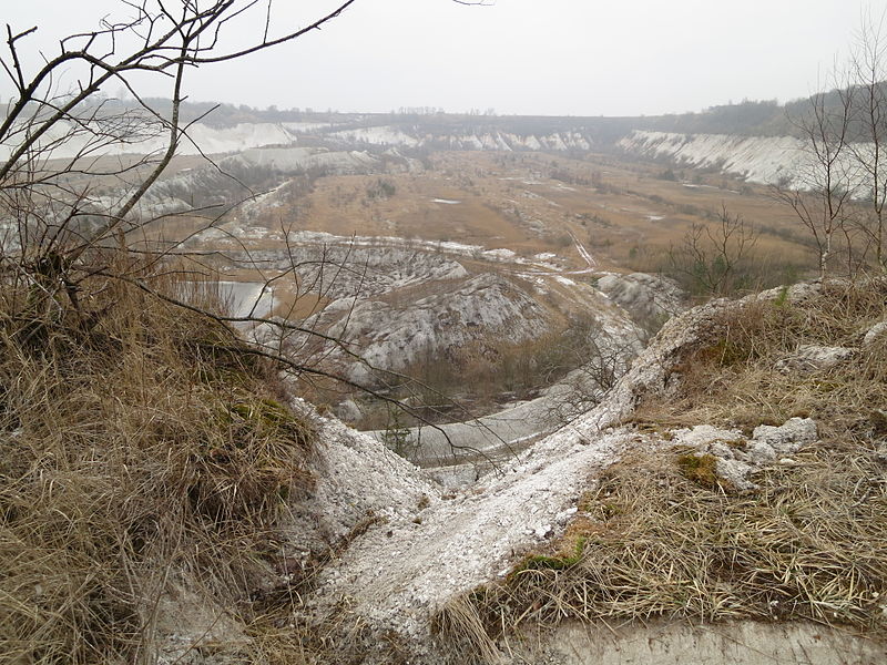 File:Breitenburg Kreidegrube-Saturn Feb-2013 IMG 0122.JPG