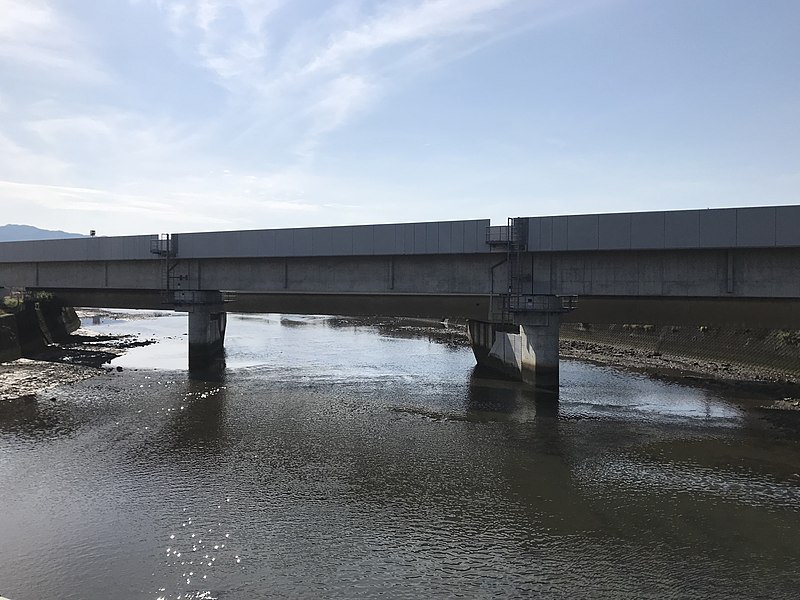 File:Bridge of Ibusuki-Makurazaki Line on Nagatagawa River from Kiyomibashi Bridge.jpg