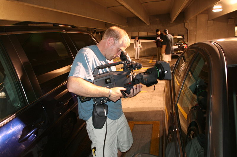 File:Bud Hayman setting up fpr POV.jpg