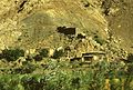 Budownictwo z kamienia – w dolinie rzeki Ghorband - droga z Czarikar do Bamianu - 001021s.jpg