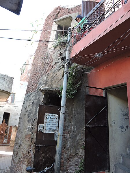 File:Burail fort, Chandigarh, India 03.JPG