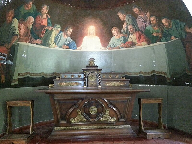 File:CAPILLA.jpg