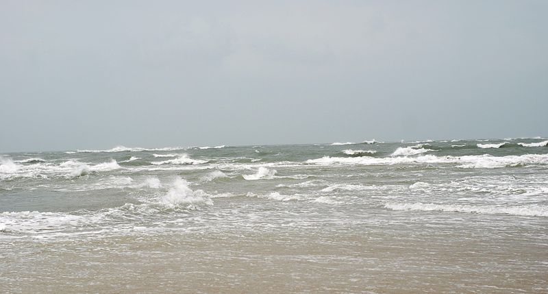 File:Cape Lookout Point - 2013-06 - 08.JPG