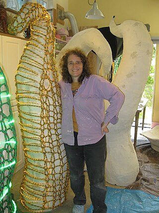 <span class="mw-page-title-main">Carol Milne</span> Canadian American sculptor