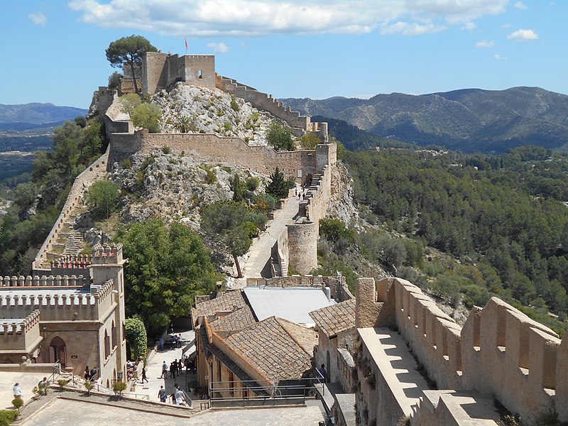 File:Castillo de Xátiva 101.jpg