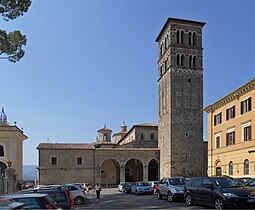 Cattedrale di Rieti - esterno - 6.jpg