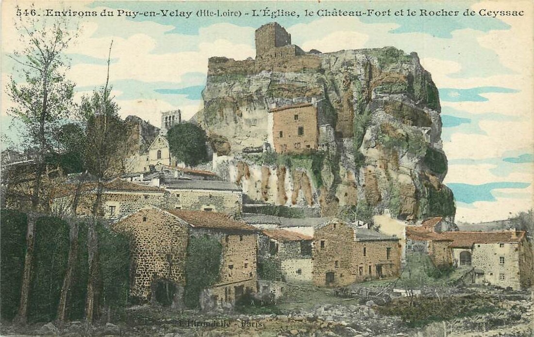 File:Ceyssac Carte postale 10.jpg