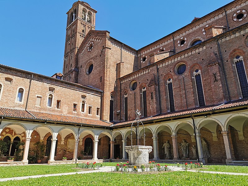 File:Chiesa di San Lorenzo veduta 09.jpg