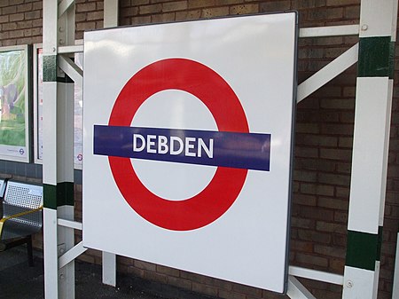 Debden stn roundel.JPG