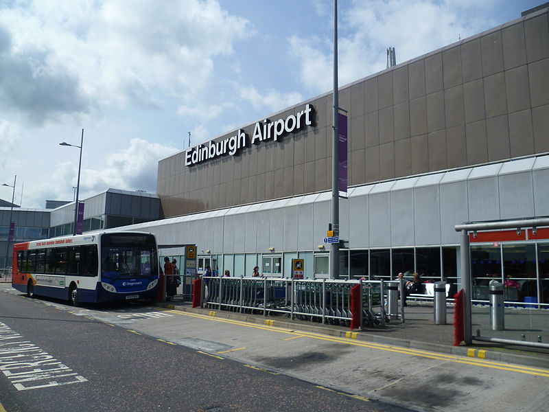 File:Edinburgh Airport Terminal.JPG