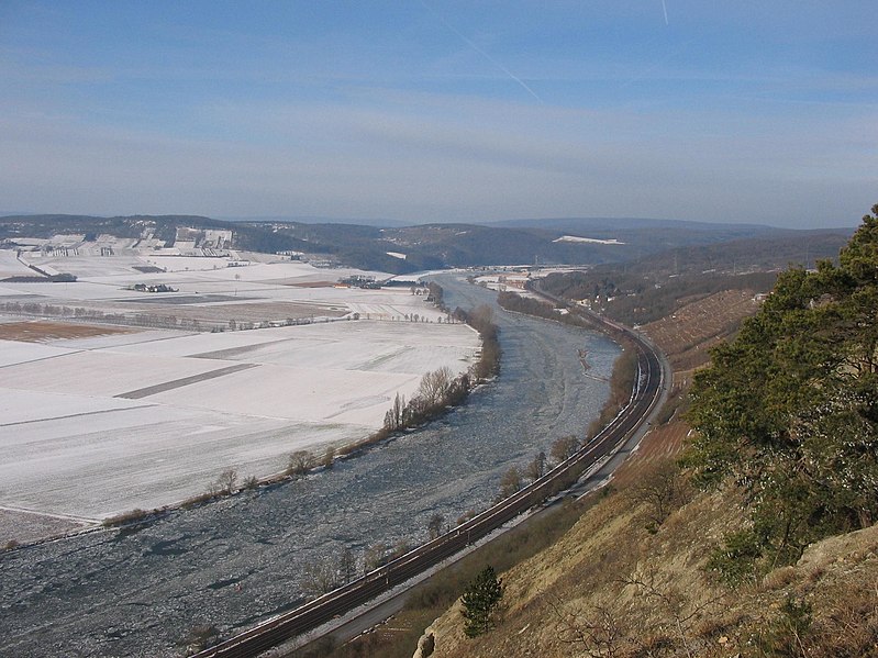 File:Eisgang auf dem Main im Februar 2006.JPG