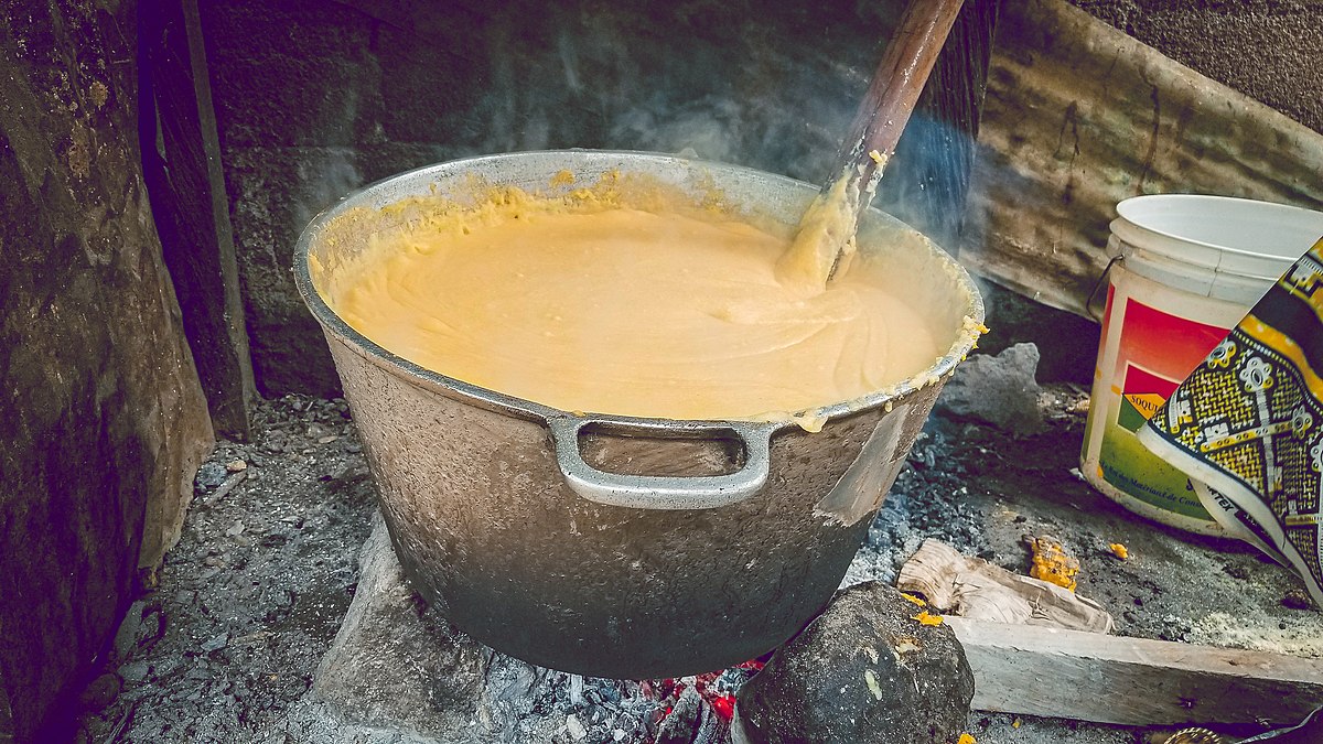 File:Polenta in Paiolo.jpg - Wikipedia