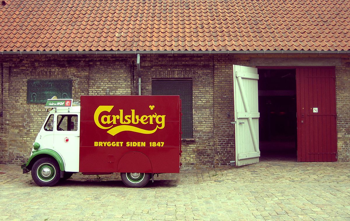 File:Gammel Carlsberg - truck.jpg - Wikimedia Commons