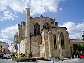 Gers Condom Cathedral of Saint-Pierre outside 01.jpg
