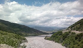 Girdimanchay river near Lahij.jpg