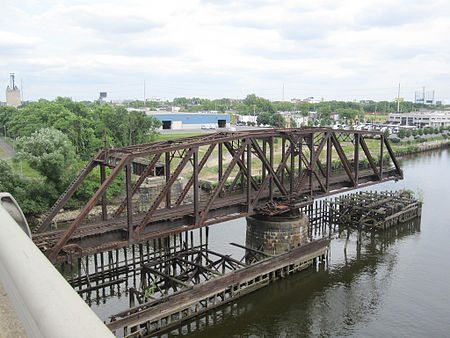 Grays Ferry Crescent