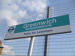 Greenwich DLR stanice značení. JPG