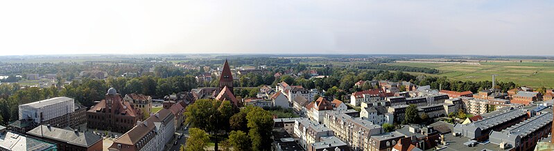 File:Greifswald Panorama Dom Westen.jpg