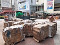 HK SW 上環 Sheung Wan 永樂街 Wing Lok Street wet recycle paper July 2021 SS2 02.jpg