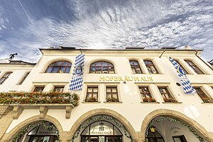 Hofbräuhaus Am Platzl: Geschichte, Wirte des Hofbräuhauses, Heutiger Aufbau