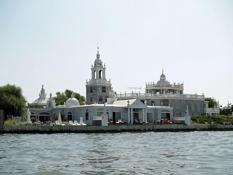 File:Hotel Ciel Fire Island Pines Long Island New York.jpg