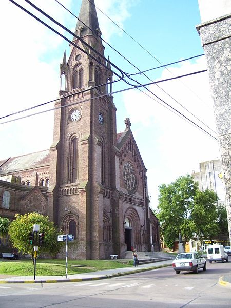 File:Iglesia Merced Pergamino.jpg