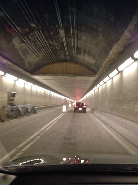 File:Inside Squirrel Hill Tunnel, 2013 (8648789044).jpg