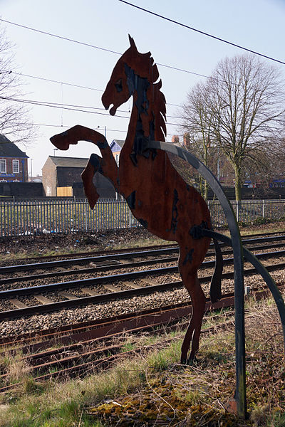 File:Iron Horse sculpture salient at Smethwick Rolfe Street 40.jpg