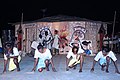 Jeunes femmes exécutant une dans traditionnelle du Bénin 09