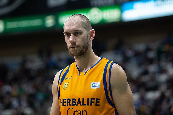 Tillie with Gran Canaria, in 2019.