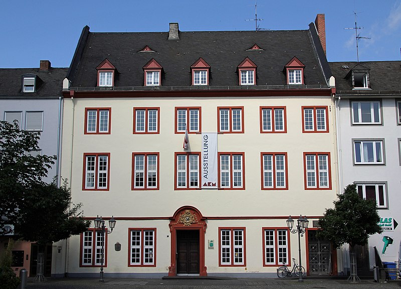 File:Koblenz im Buga-Jahr 2011 - Haus Metternich.jpg