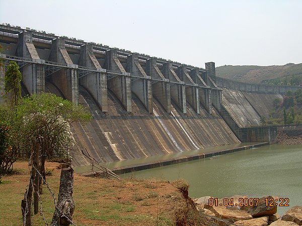 Image: Kolab dam   panoramio