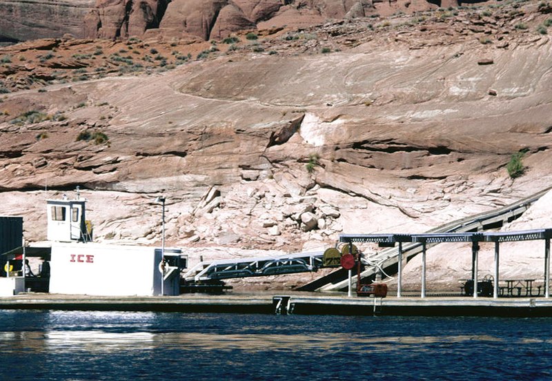 File:Lake Powell 1989 20.jpg