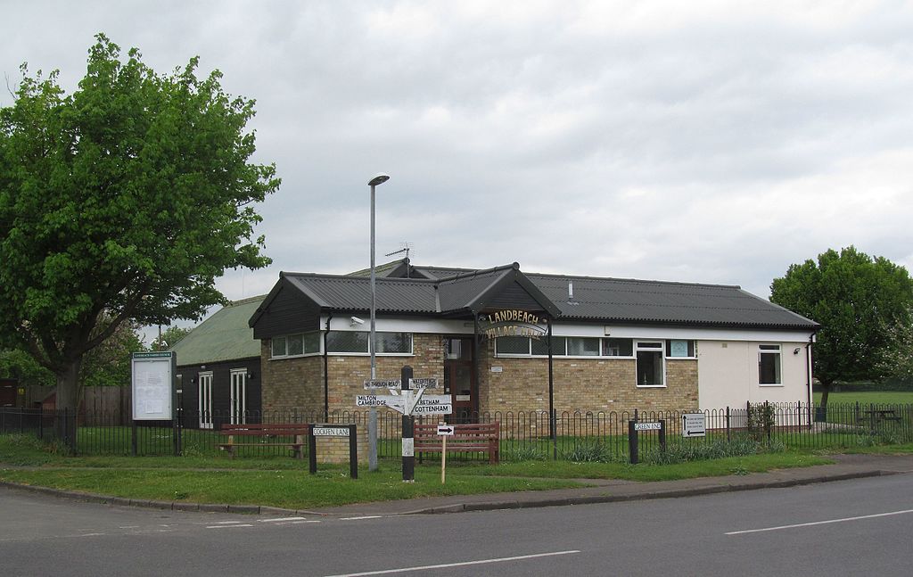 Small picture of Landbeach Village Hall courtesy of Wikimedia Commons contributors