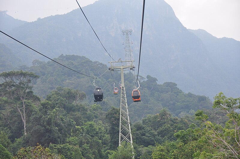 File:Langkawi Cable Car (22720725342).jpg