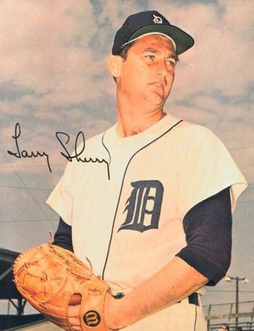 File:Larry Sherry 1966.jpg