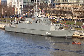 Latvian Independence Day military parade 480 (26774621005) .jpg