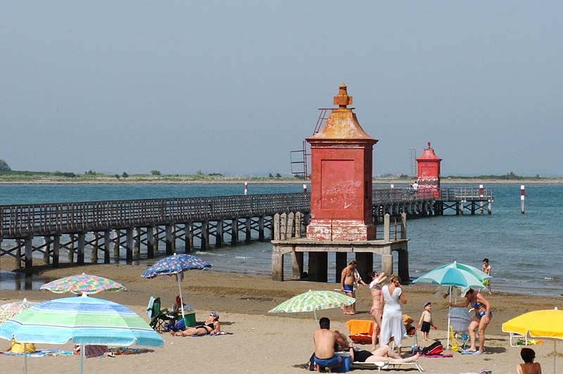 File:Lignano faro.jpg