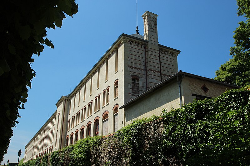 File:Lycée Lakanal à Sceaux (Hauts-de-Seine) le 9 juin 2016 - 12.jpg