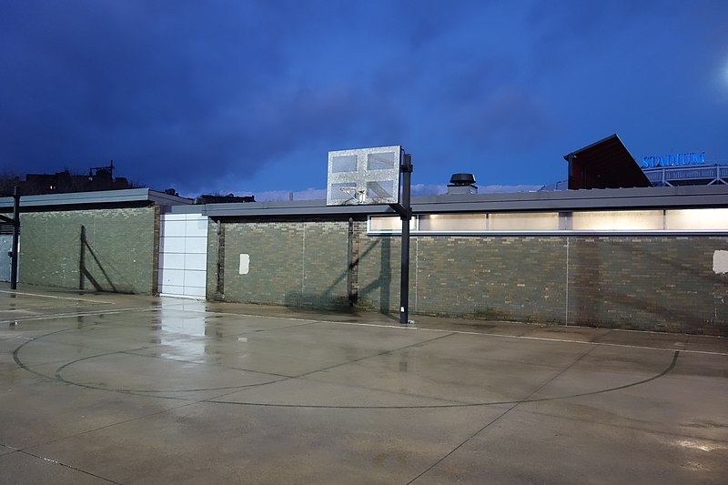 File:Macombs Dam Pk td (2019-01-24) 215 - Basketball Courts.jpg