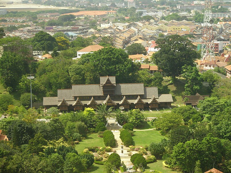 File:Malacca Sultanate Palace.JPG